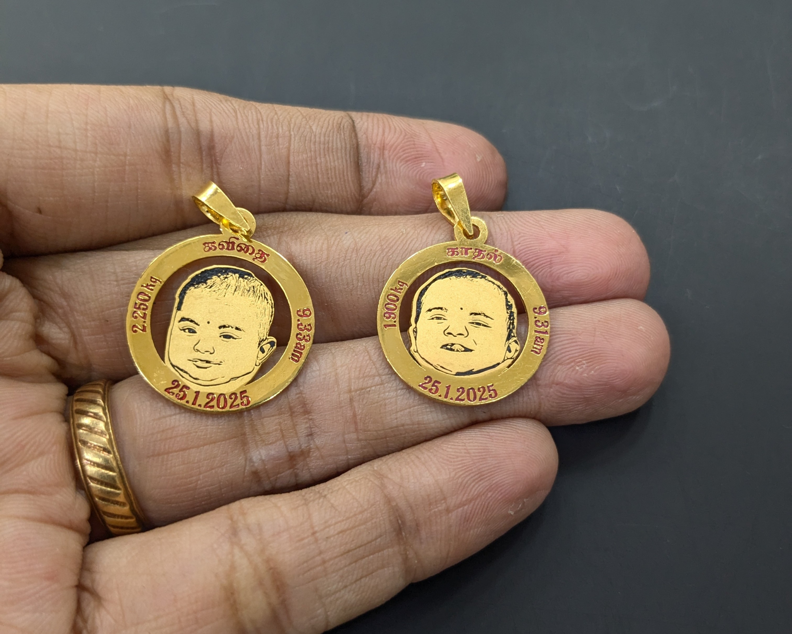 Newborn Photo Pendant - Image 3